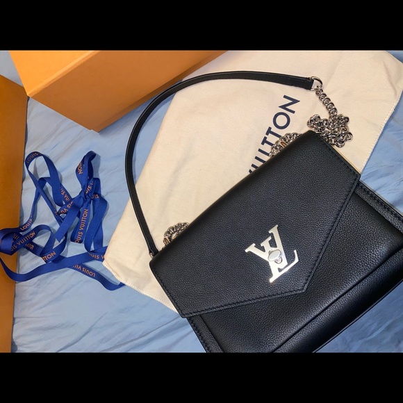 Brand new Louis Vuitton My Lockme BB handbag - Picture 2 of 7